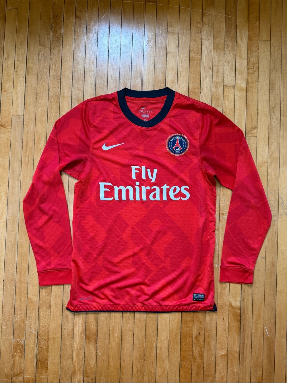 Nike Dri-Fit 1970-2010 40TH Anniversary Paris Saint Germain Soccer Jersey Sz. M
